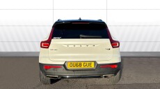 Volvo Xc40 2.0 T4 R DESIGN Pro 5dr AWD Geartronic Petrol Estate